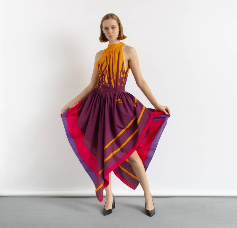 Claude Montana - Kultiges Gelb-Violettes Kleid Mit Offenem Rücken Im Frühjahr/Sommer Der 80Er Mode von MoodGirlsUA