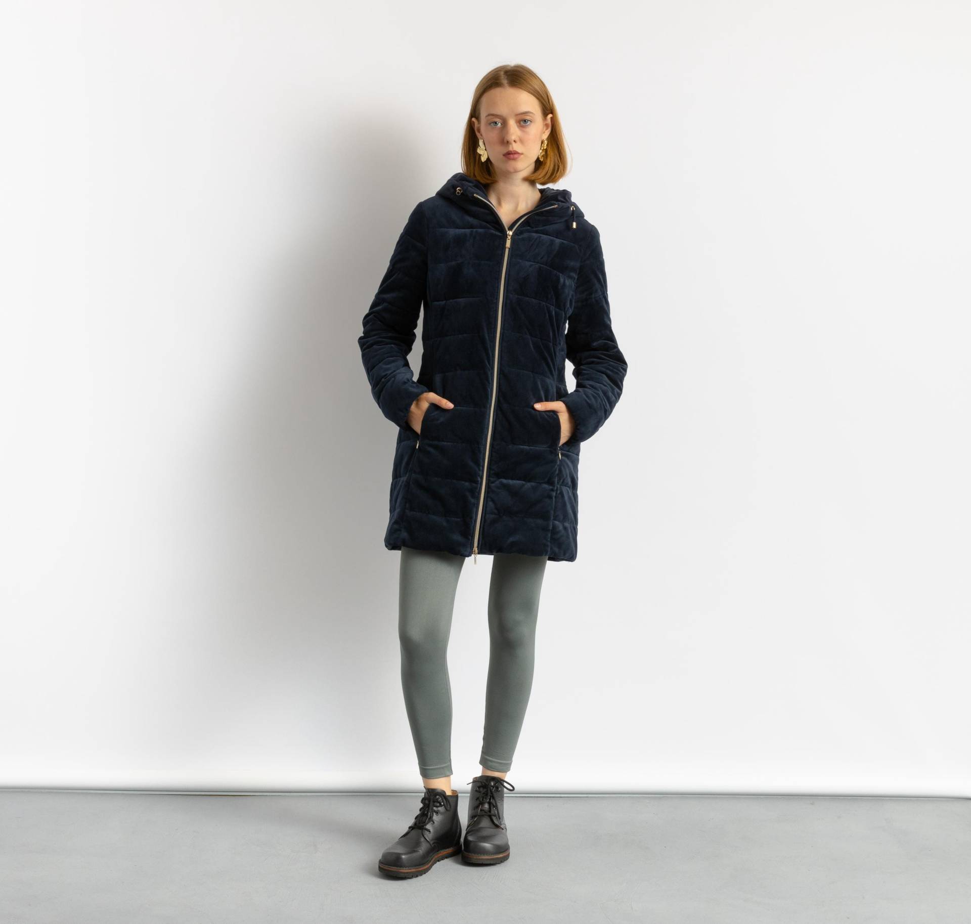 Damen Velours Preloved Blau Lang Gepolstert Winter Reißverschluss Jacke Mantel Größe Medium von MoodGirlsUA