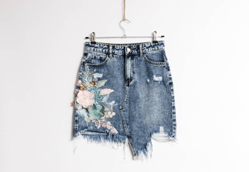 Jeans Minirock | 80Er Jahre Vintage Taillierter Bleistiftrock Mom Jean Rock Gr. Xs S 4770/ Denim Mini Mit Blumen von MoodGirlsUA
