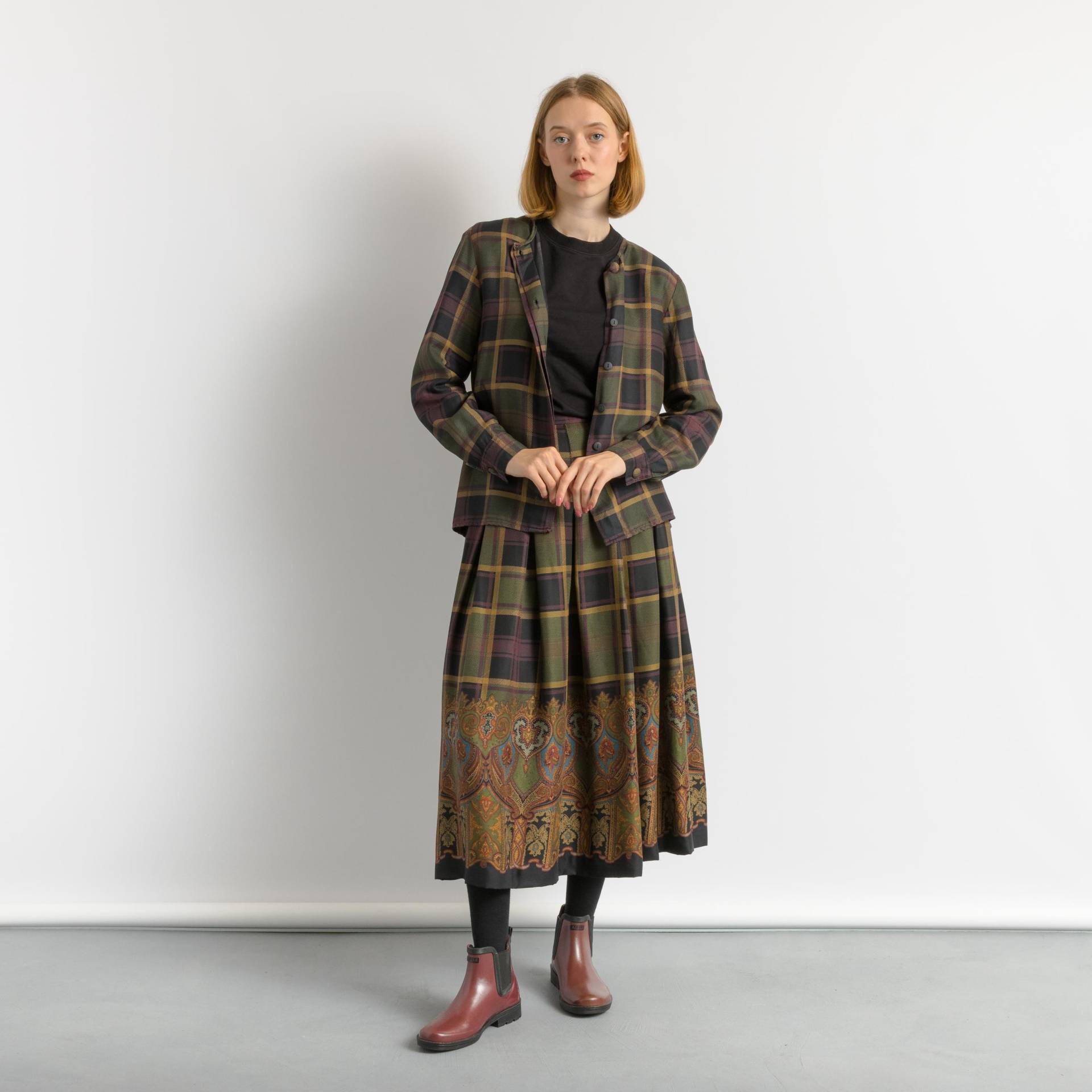 Karierter Damenanzug Von Brooks Brothers, in Den Usa Hergestellter A-Linien-Kostüm Mit Hoher Taille Und Knöpfen, Elegantes Set Aus Karierter Bluse von MoodGirlsUA