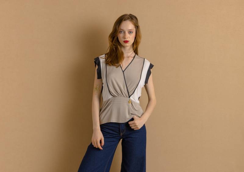 Roberto Cavalli 90Er Jahre Stock Kurzärmeliges Damen-Stretch-Top, T-Shirt-Größe Medium von MoodGirlsUA