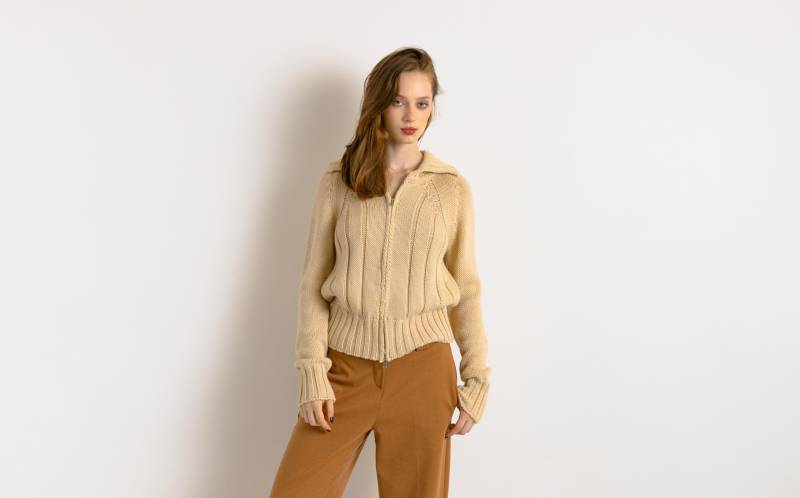 Strickjacke Aus Vintage-Merinowolle Mit Reißverschluss. Damen Beige Pullover Minimalist Strickwaren Old Money Pullover. Größe Groß von MoodGirlsUA