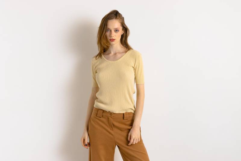 Vintage 90Er-Jahre-Top Aus Gerippter Seide Mit Rundhalsausschnitt | Hellbeiges Neutrales Oberteil Beige Seidenbluse Für Damen Großes von MoodGirlsUA