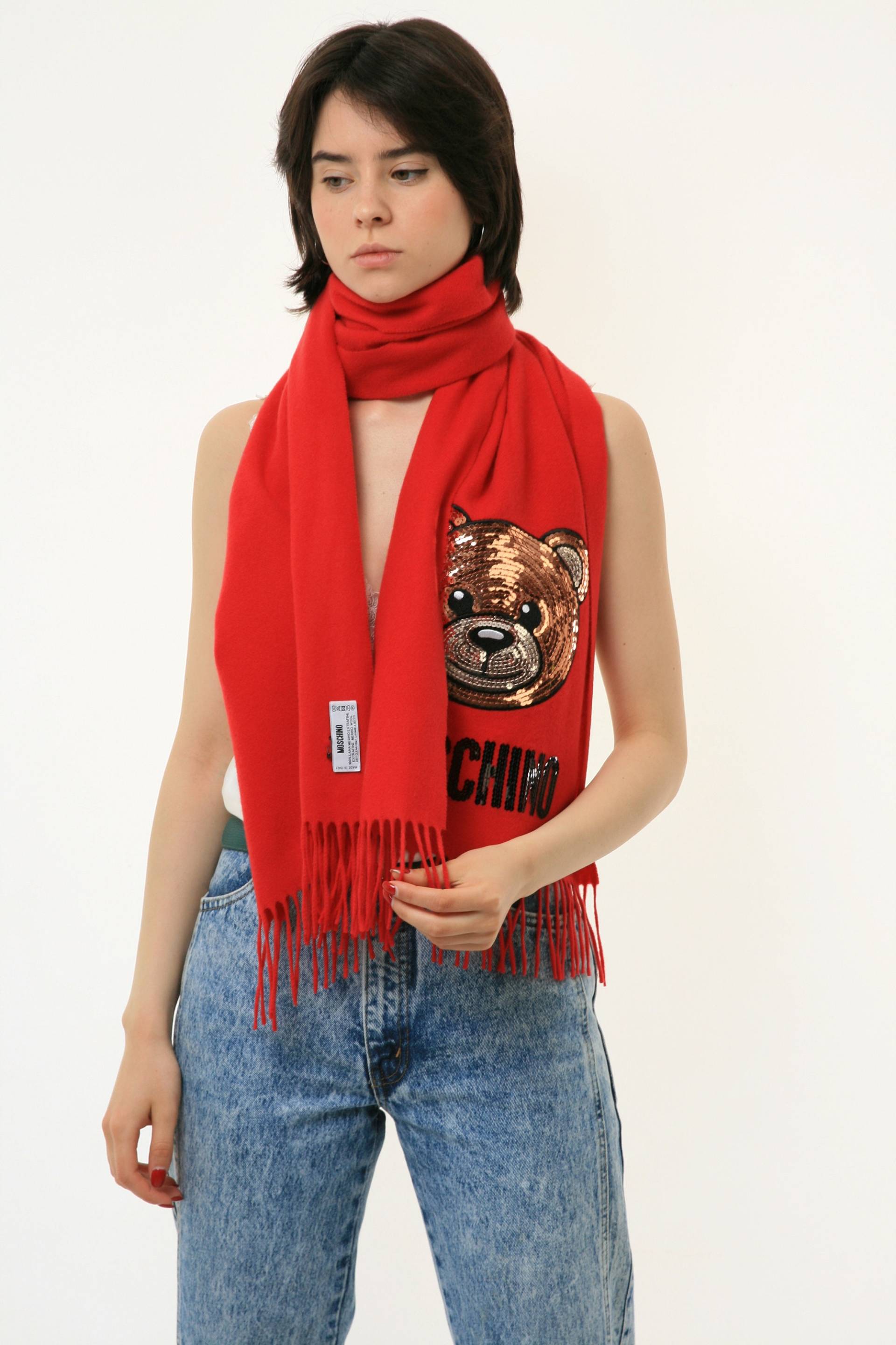Vintage Damen Deadstock Moschino Roter Bär Wollschal/ Moschino Teddybär 100 % Wolle Fransenschal Rot Made in Italy von MoodGirlsUA