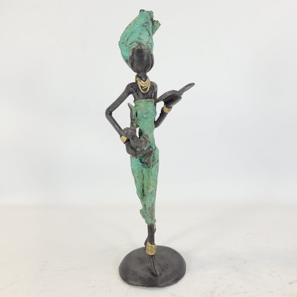 Moogoo Creative Africa Bronze-Skulptur "Frau mit Buch & Kind an der Taille" by Issouf | 25cm | Unikate von Moogoo Creative Africa