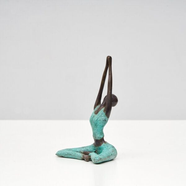 Moogoo Creative Africa Bronze-Skulptur Yoga "Adeline" | by Hamidou | Unikate von Moogoo Creative Africa