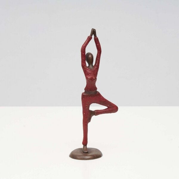 Moogoo Creative Africa Bronze-Skulptur Yoga "Vrksasana" | Einbeinstand, Baum | by Hamidou | verschiedene Farben und Größen von Moogoo Creative Africa
