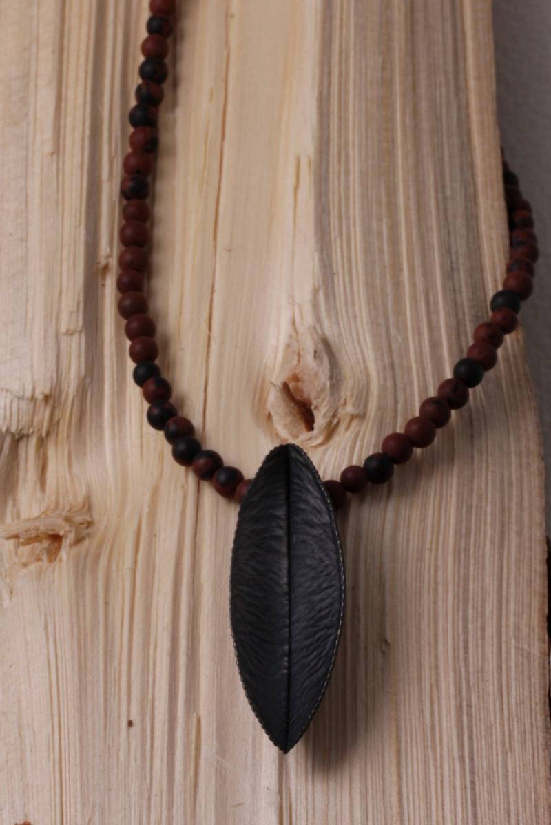 Oxydierte Silberner Anhänger Mit Mahagoni-Obsedian Kette Oxydierte Silberner Anhänger Mit Mahagoni-Obsedian Kette von MooiSchoen