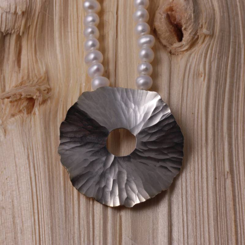 Silberne Anhänger Mit Süßwasserzucht Perle-Kette Silberne Anhänger Mit Süßwasserzucht Perle-Kette von MooiSchoen