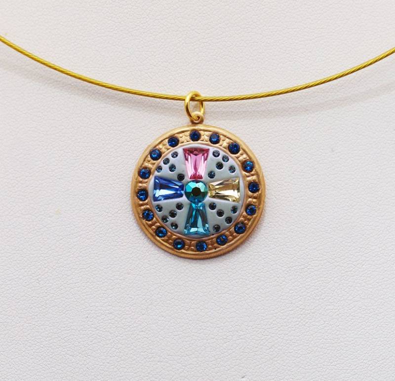 Spring Pastel - Brillanter Swarovski Anhänger in Den Farbtönen Springtime Ooak Pink, Aqua, Jonquil Und Sapphire von MoonBubbles