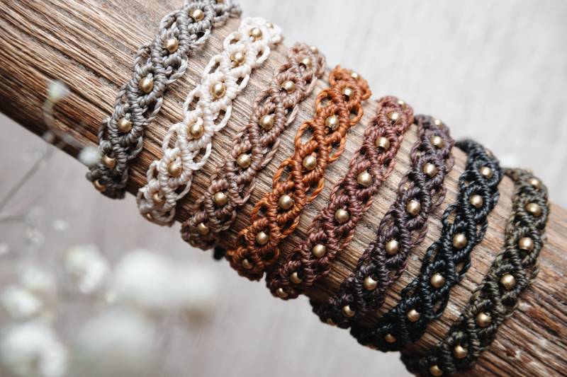 Macrame Bracelet ᗩᕼIᗰᔕᗩ Boho von MoonCraftsMakramee