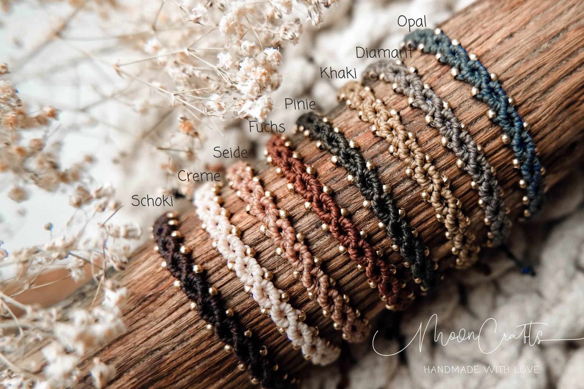 Macrame Bracelet Nυɾια Boho Hippie Choose Your Favorite Color Macrame Bracelet Nυɾια Boho Hippie Choose Your Favorite Color von MoonCraftsMakramee