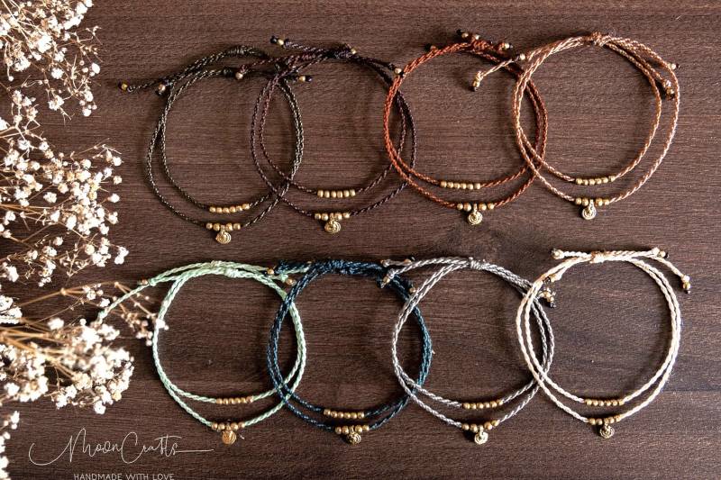 Macrame Bracelet Set ᗩᗰᗩᒪIᗩ Minimal Design von MoonCraftsMakramee
