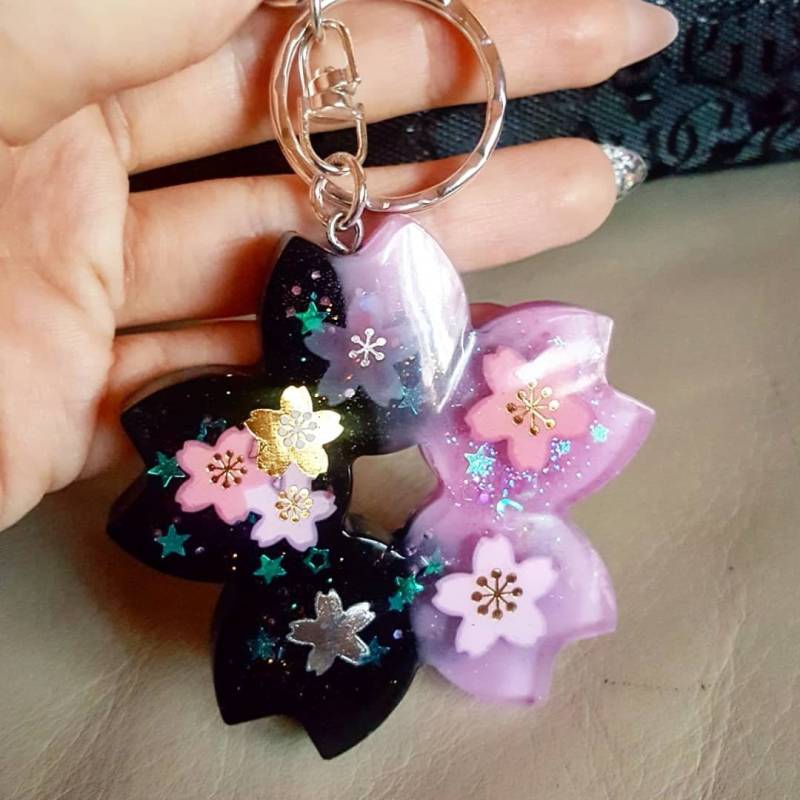 Sakura Schlüsselanhänger Rosa-Schwarz Sakura Schlüsselanhänger Rosa-Schwarz von MoonCrystalShop