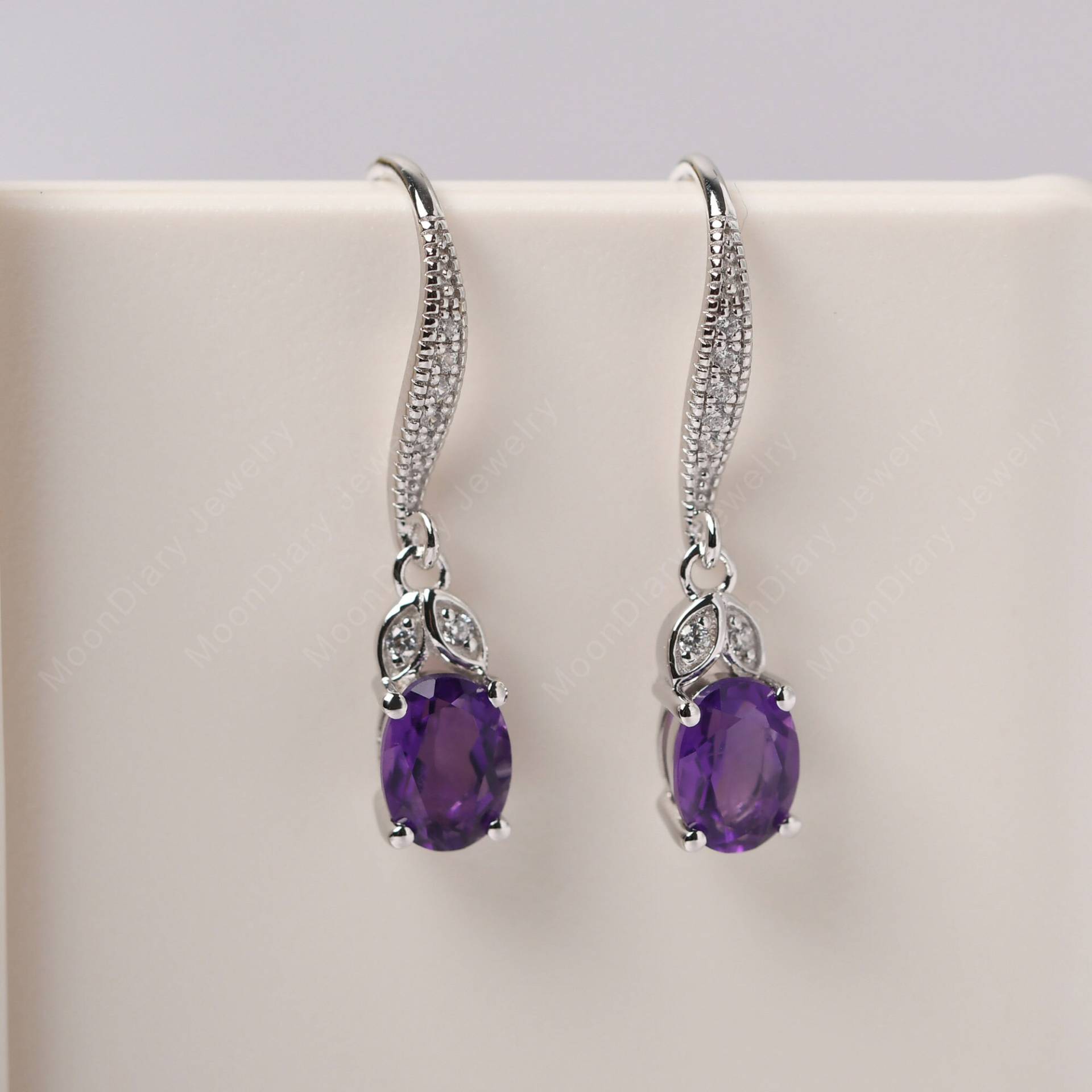 Antik Amethyst Ohrringe Sterling Silber Oval Geformt Hochzeit Februar Geburtsstein von MoonDiaryJewelry