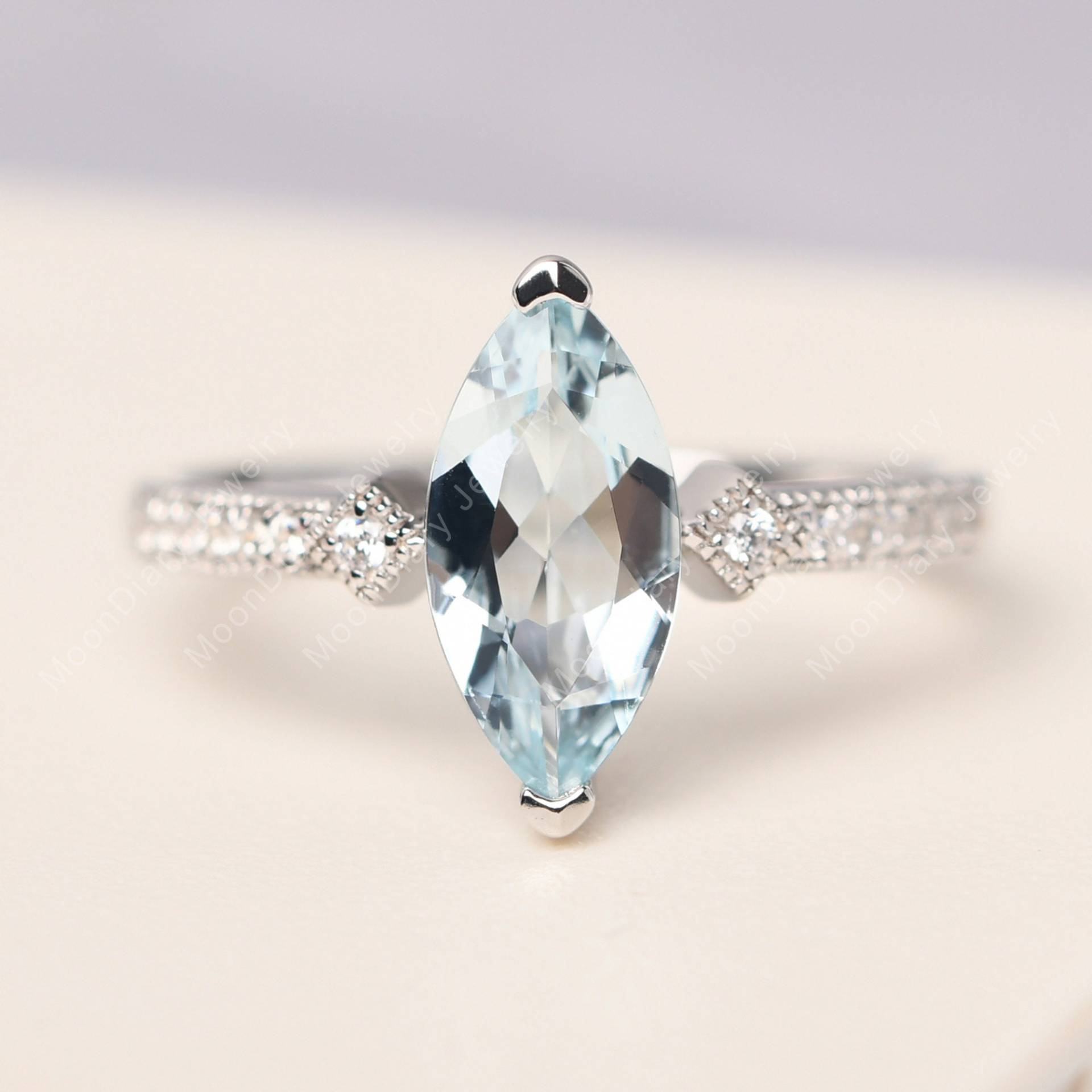 Aquamarin Versprechen Ring Marquise Schliff 6x12 Mm Sterling Silber März Geburtsstein von MoonDiaryJewelry