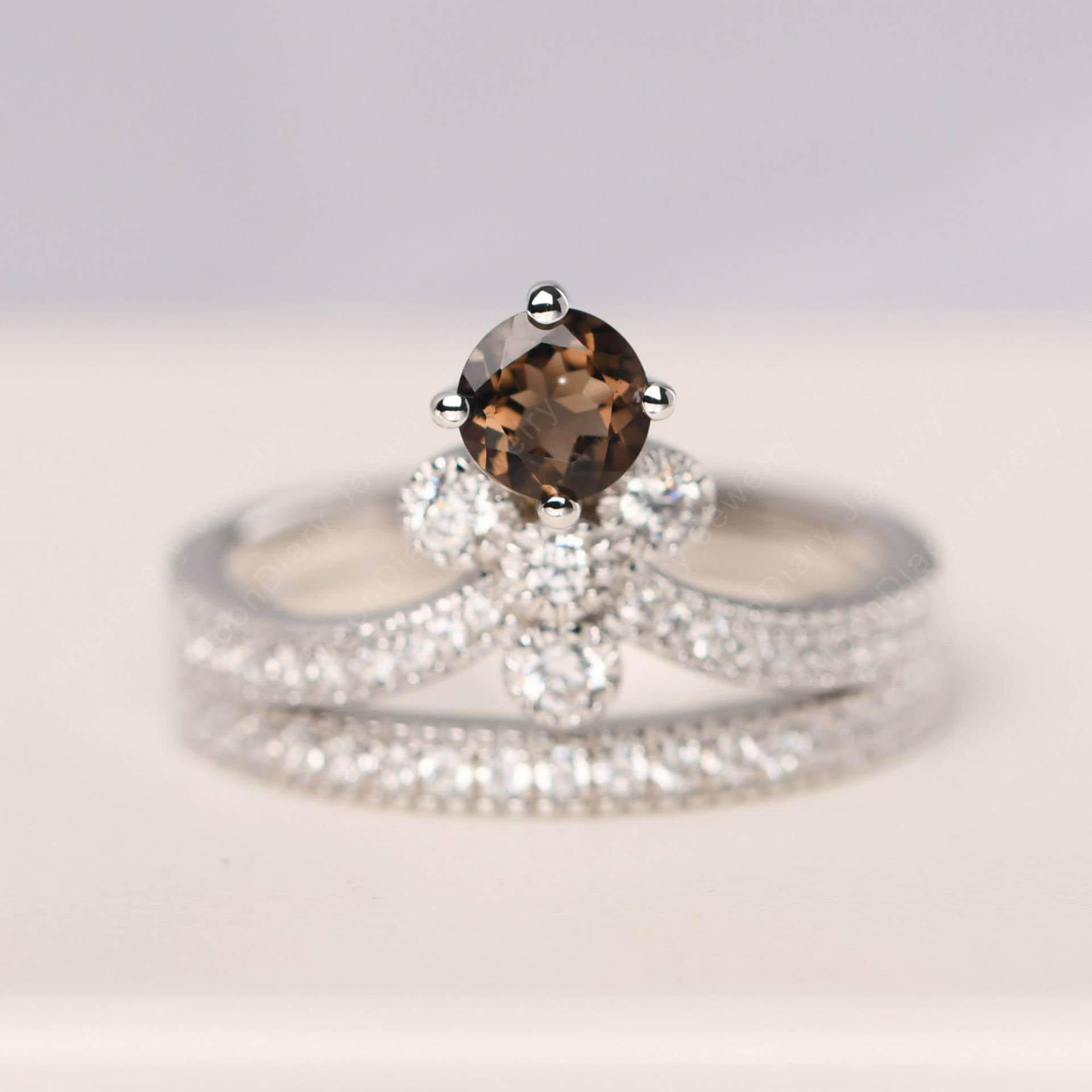 Zierliche Milgrain Art Deco Braut Set Ring Silber Rundschliff Rauchquarz Verlobungsring von MoonDiaryJewelry