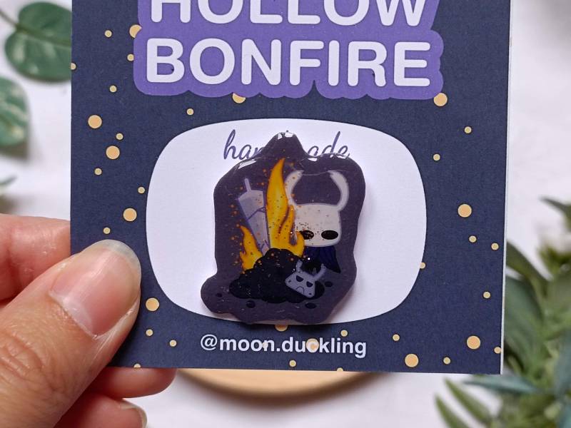 Hohlritter Freudenfeuer Anstecker Dark Souls Crossover Fanart Hohlritter Freudenfeuer Anstecker Dark Souls Crossover Fanart von MoonDucklingOfficial