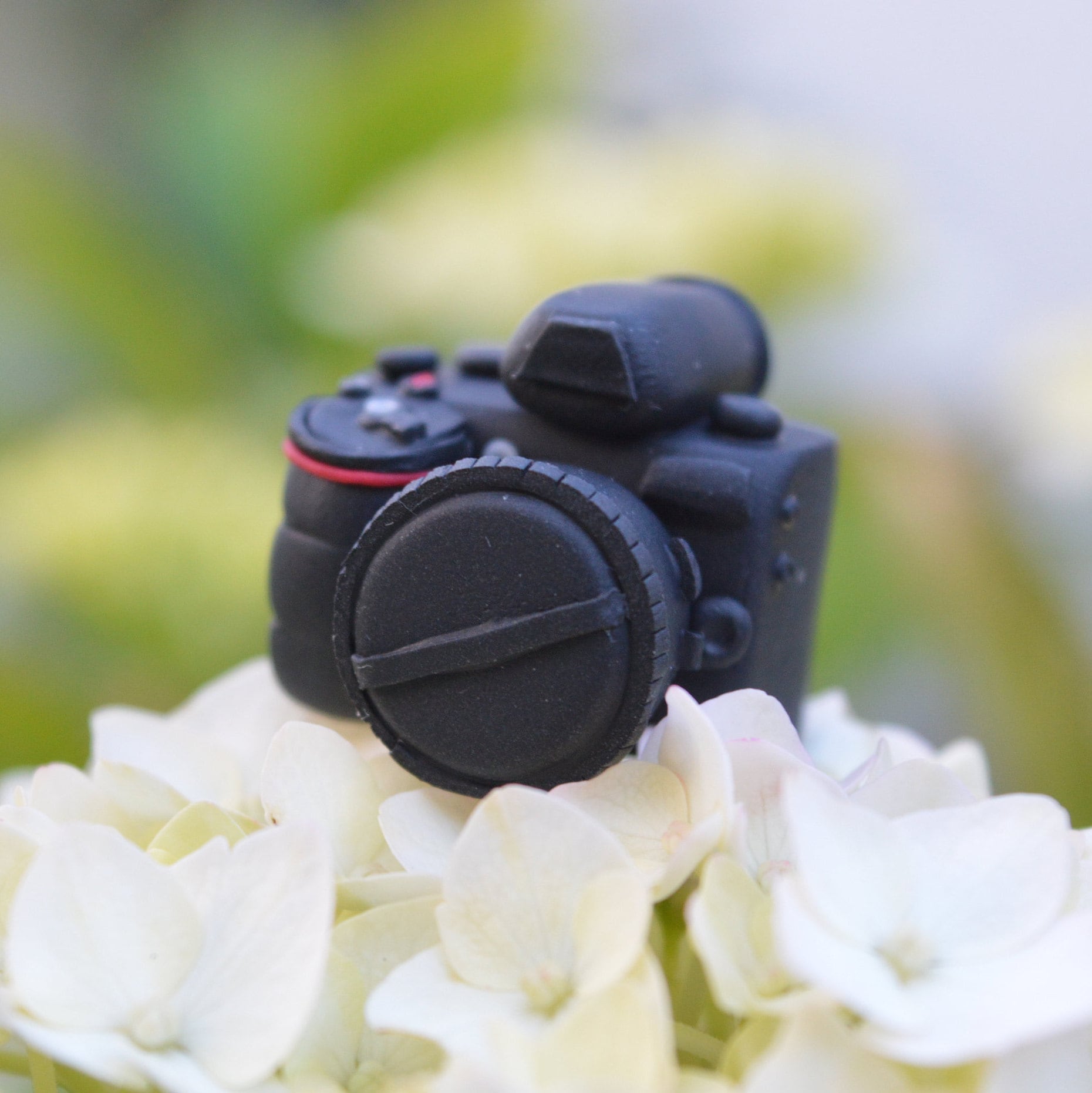 Kamera Charm - Fotografie, Dslr Charm, Kamera, Polymer Clay, Schmuck, Hobby, Schlüsselanhänger, Fotograf Geschenk, Nikon Canon Kamera Charm - Fotografie, Dslr Charm, Kamera, Polymer Clay, Schmuck, Hobby, Schlüsselanhänger, Fotograf Geschenk, Nikon Canon von MoonFoxClayUK