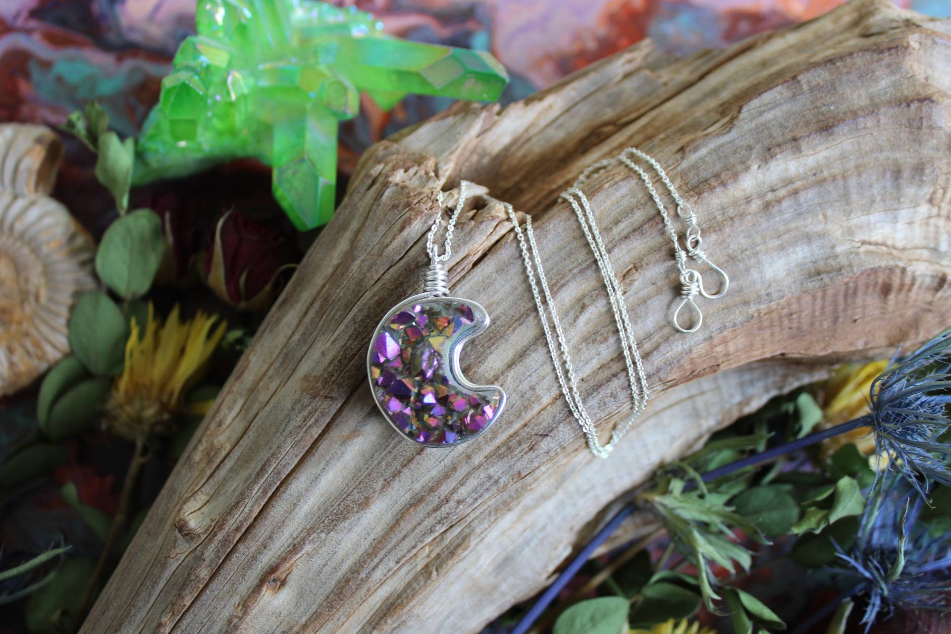 Regenbogen Titan Halbmond Halskette in Sterling Silber Gewickelt von MoonGoddessVibes