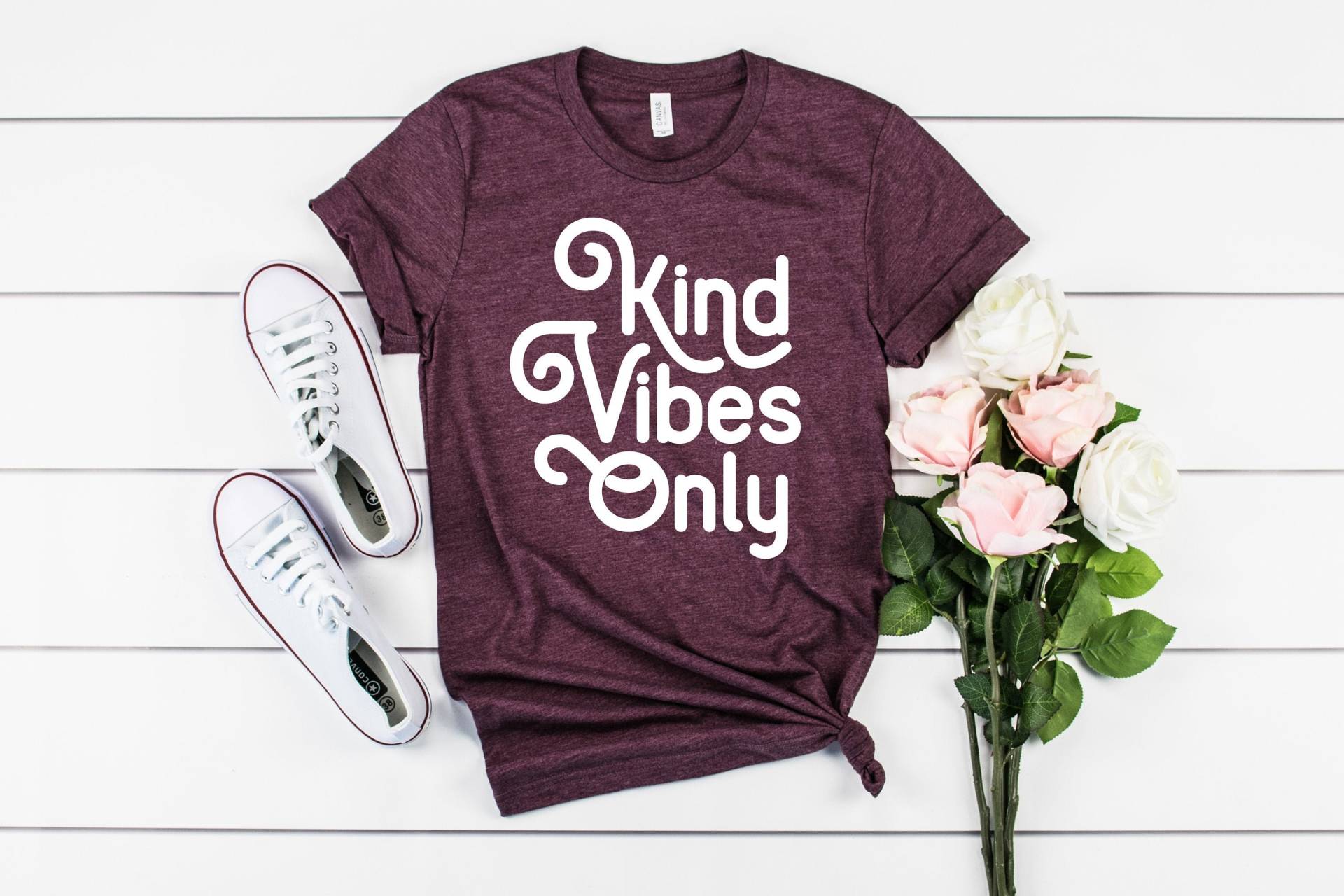 Art Vibes Only Shirt, Behandle Menschen Mit Freundlichkeit T Be Geschenke Für Frauen, Shirts Lehrer Shirts, Herbst von MoonLightByEllen