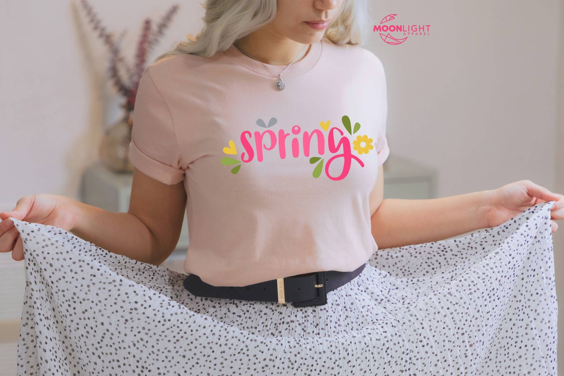 Frühlings-Shirt, Süßes Frühlings-Kleidung, Hallo Frühlings-T-Shirt, Niedliche Shirts Für Frauen, Frauen-Shirts, Geschenke Sie von MoonLightByEllen