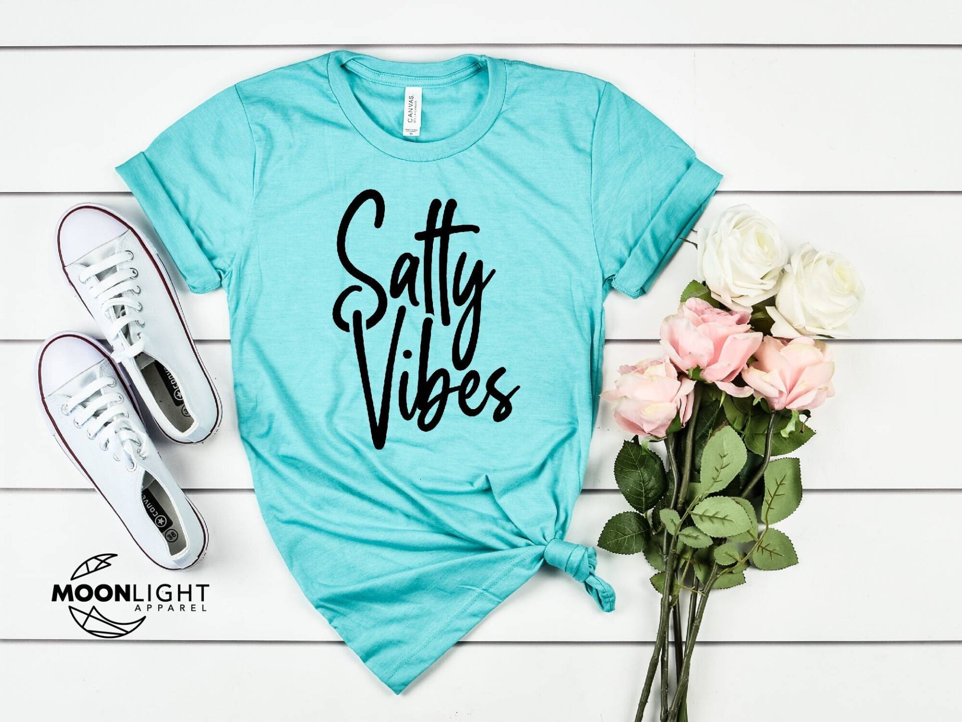 Salty Vibes Shirt, Süßes Sommer Strand Reise Frauen Urlaub Lustiges T-Shirt, Vacay Shirt von MoonLightByEllen