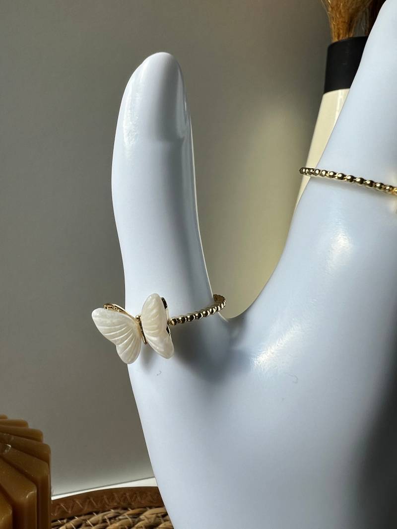Cute Butterfly Adjustable Minimalistic 18K Gold Plated Ring | Delicate Dainty Wing Fairycore Stackable Summer von MoonMadeDe