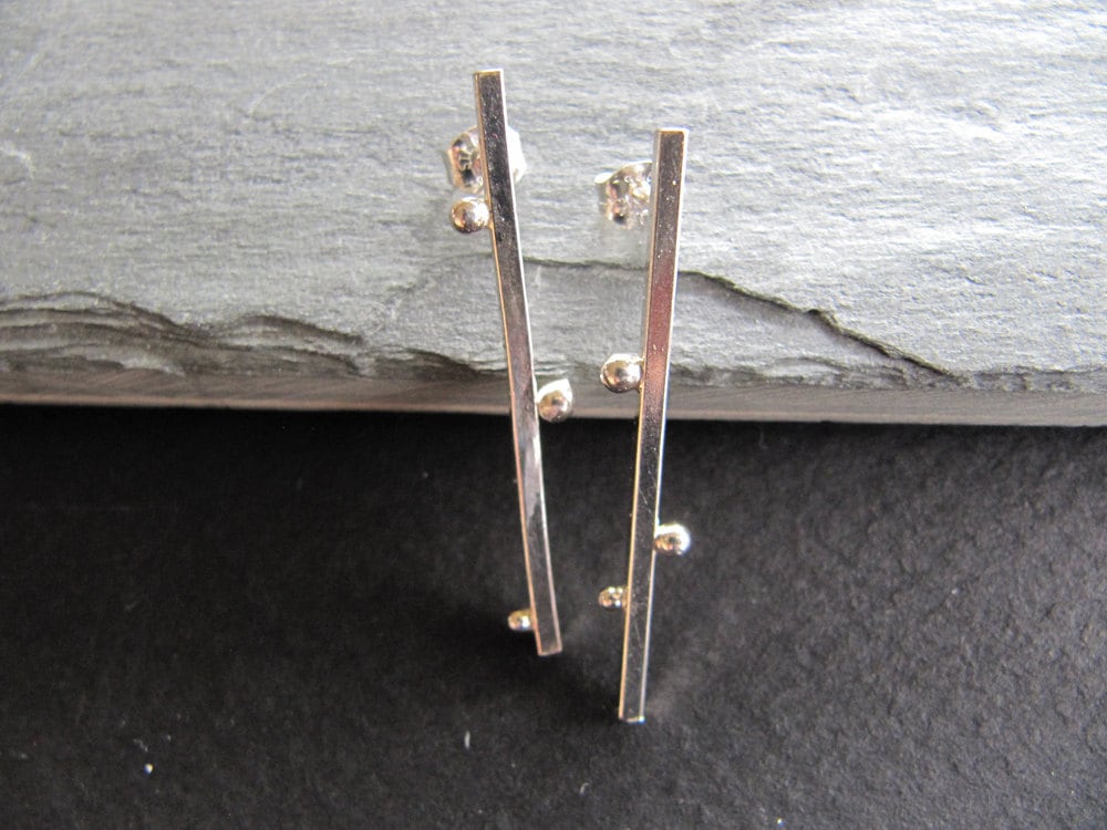 Frühlingszweig Ohrstecker in Sterling Silber Frühlingszweig Ohrstecker in Sterling Silber von MoonSilverStudio
