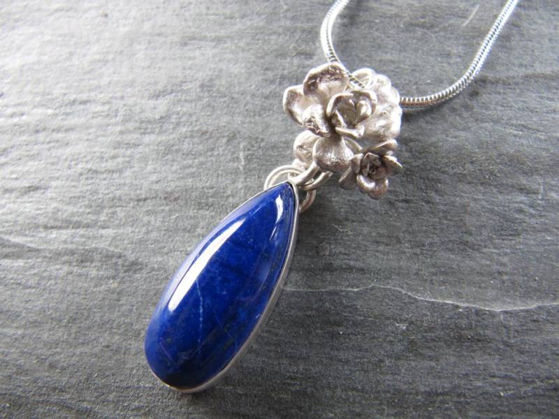 Lapis Und Sukkulenten Anhänger in Sterling Silber von MoonSilverStudio