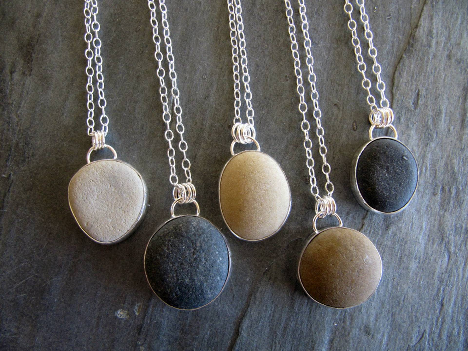 Oregon Beach Kiesel Herz Anhänger in Sterling Silber von MoonSilverStudio