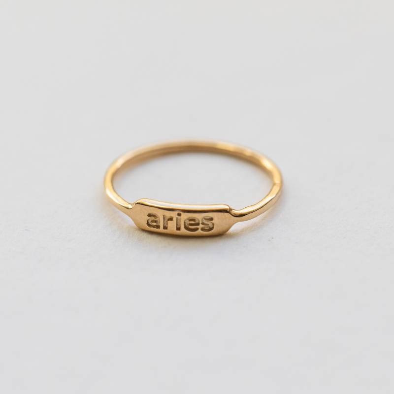 14K Vergoldete Sternzeichen Ring Personalisiertes Astrologie Geschenk von MoonStarRising