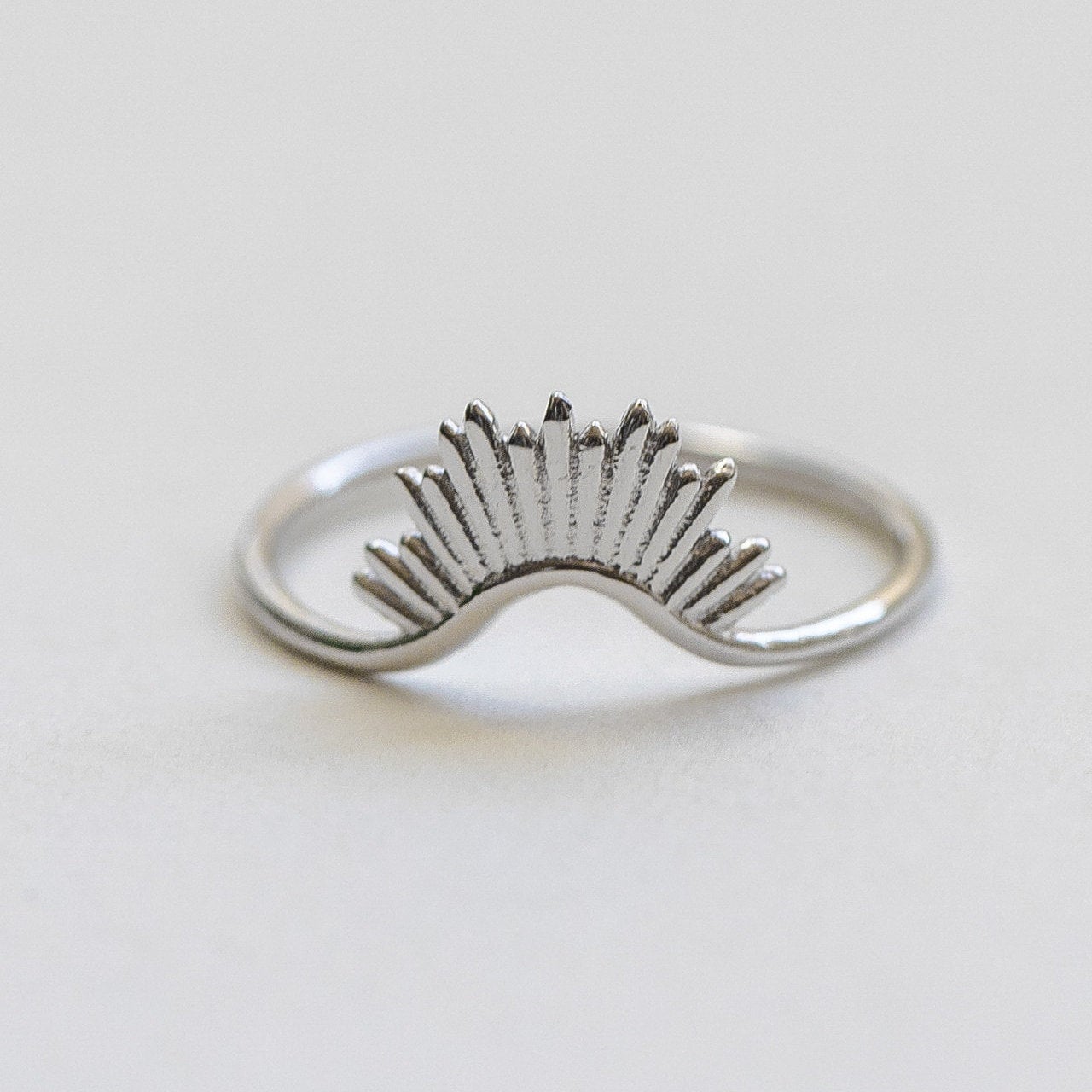Rhodium Sterling Silber Aufgehende Sonne Ring Astrologie Sternzeichen Schmuck Rhodium Sterling Silber Aufgehende Sonne Ring Astrologie Sternzeichen Schmuck von MoonStarRising