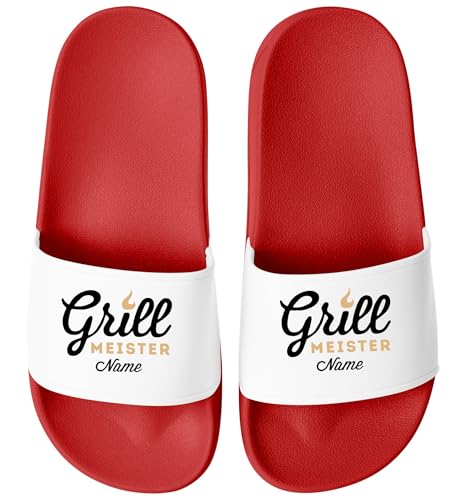 MoonWorks® Badeschlappen personalisiert mit Namen | Lustige BBQ-Slides für Männer Papas Grillfans | Witziges Geschenk Vatertag Gartenparty Rot-weiss 46 von MoonWorks