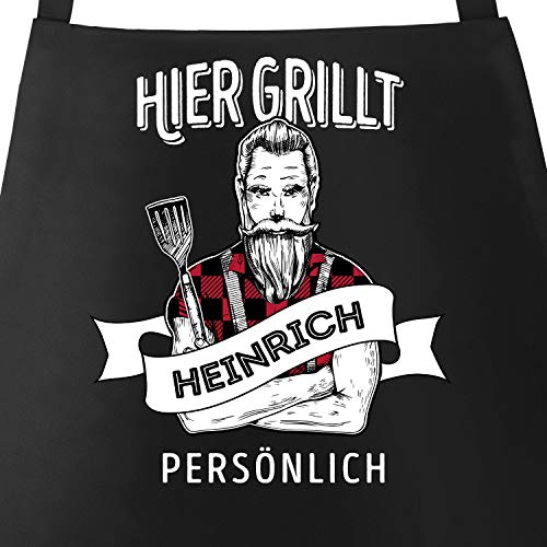 MoonWorks® Grill-Schürze für Männer mit Spruch personalisierbar hier grillt eigener Name persönlich Grillen Geschenk Baumwoll-Schürze Küchenschürze schwarz unisize von MoonWorks