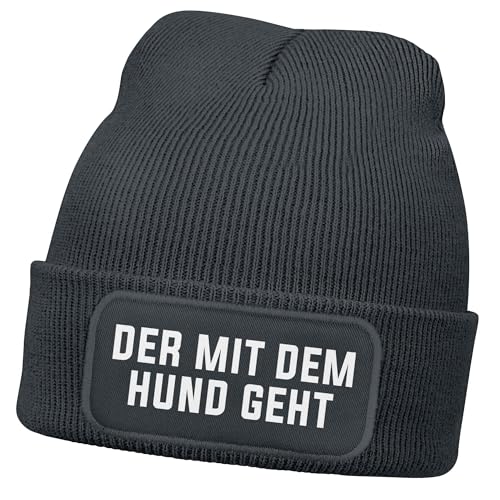 MoonWorks® Herren Beanie Strickmütze mit Patch Spruch Der mit dem Hund geht Aufdruck Lustig Mütze Männer Dunkelgrau Unisize von MoonWorks