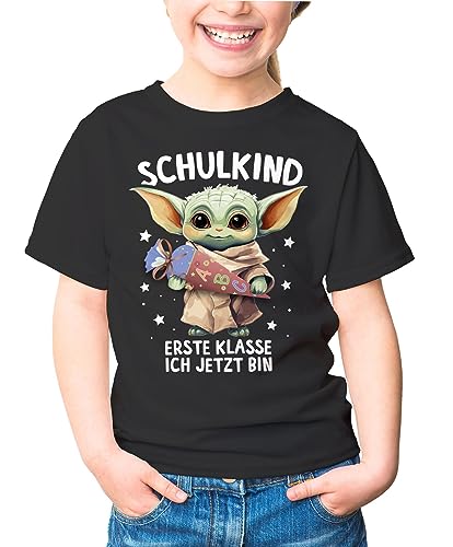 MoonWorks® Kinder T-Shirt Mädchen Einschulung Baby Yoda Schulkind Erste Klasse ich jetzt Bin Spruch lustig Schulanfang schwarz 122-128 (7-8 Jahre) von MoonWorks