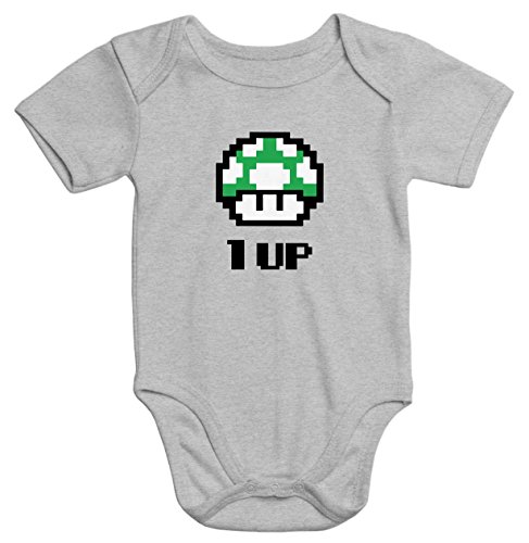 MoonWorks Baby Body Geburtstag Retro Pixel-Pilz 90er Konsole Spiel Level up Bio-Baumwolle grau 3-6 Monate von MoonWorks
