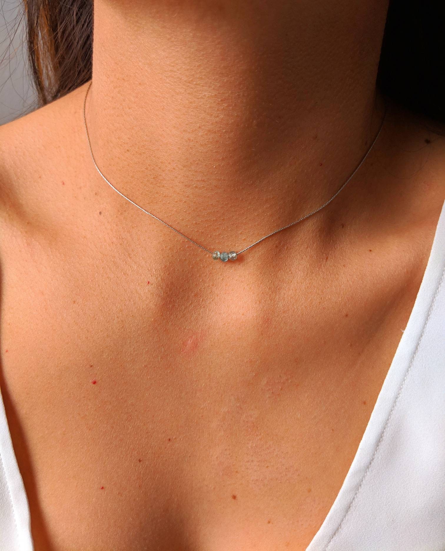 Zierliche Winzige Perlen Halskette - Sterling Silber Minimal Apatit Stein Geschenk Für Frauen von MoonandMilkJewelry