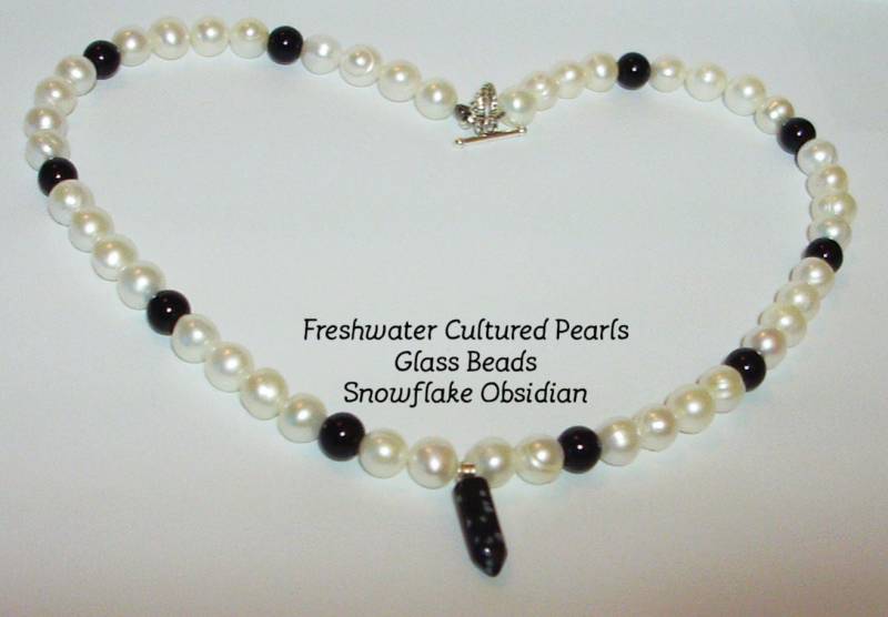 Süßwasser-Zuchtperlen - Schneeflocke Obsidian Anhänger 18" Perlen Halskette Perle Schwarz Und Weiß von MoonbeadJewelryUS