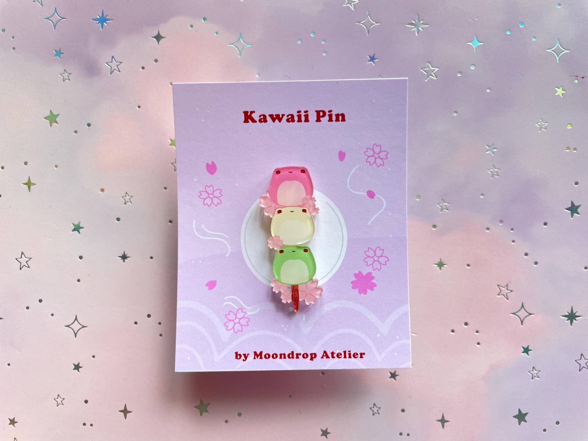 Frog Pin Kawaii Dango Froggy Acryl Brosche Japanese Sakura Anstecker Art Cherry Blossom Small Gift Frog Pin Kawaii Dango Froggy Acryl Brosche Japanese Sakura Anstecker Art Cherry Blossom Small Gift von MoondropAtelier