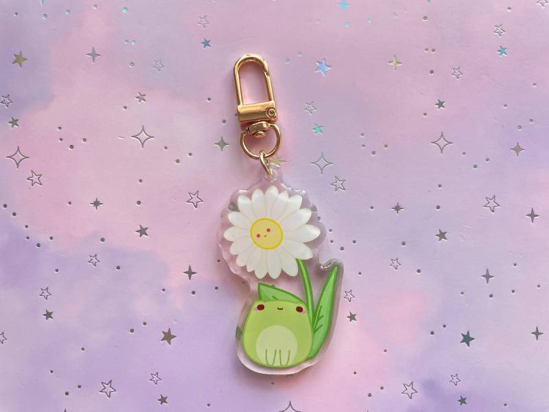 Kawaii Daisy Flower Frog Keychain | Transparent Acryl Meme Froggy Gift L With Acrylic Keychain von MoondropAtelier
