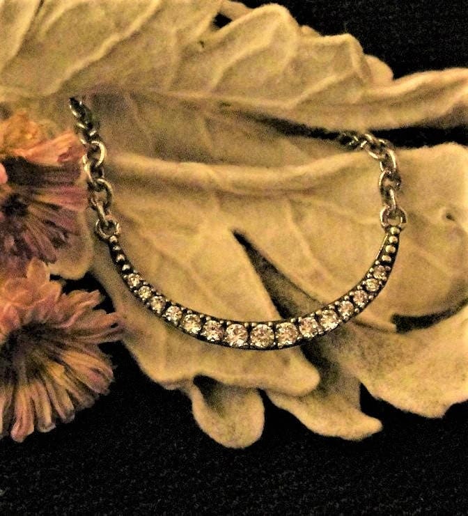 Mond Schmuck, Halskette, Anhänger, Halbmond Geschenk, Weiß Cz, Kristallmond von Moonfires