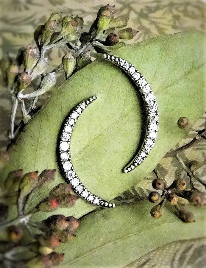 Mond Schmuck, Silber Ohrringe, Ohrstecker, Gothic Halbmond Mondsichel Gothic Mond Schmuck, Silber Ohrringe, Ohrstecker, Gothic Halbmond Mondsichel Gothic von Moonfires