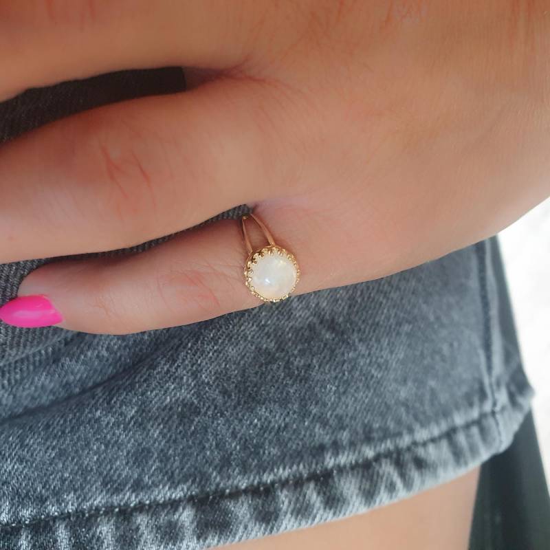 Mondstein Ring Gold Regenbogen Natürliche Edelsteine Schmuck von MoonliDesigns