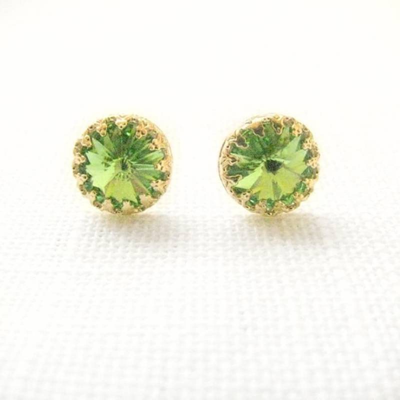 Peridot Ohrstecker, Kristall Ohrringe, Schmuck, Grüne Brautjungfern Stein Ohrringe von MoonliDesigns