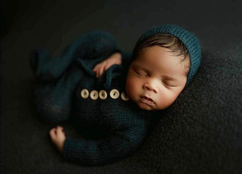 Neugeborenen Strampler Mit Füßen Fotografie Requisite Alpaka Strick Romper Neugeborene Jungen Outfit Schläfer Strickkrawatten Mütze 51 Farben Zur von MoonlightPhotoProps