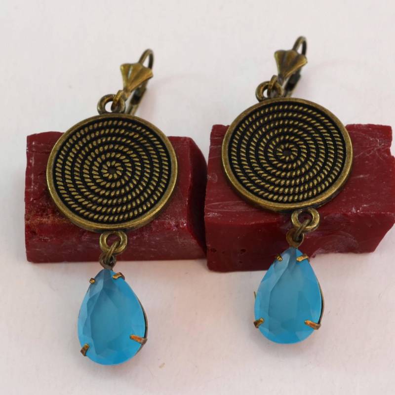 Blaue Strass Ohrringe, Blauopal Kristall Glas Ohrringe, Blaue Teardrop Vintage-Stil-Ohrringe, Antike Bronze Rh 9 Blaue Strass Ohrringe, Blauopal Kristall Glas Ohrringe, Blaue Teardrop Vintage-Stil-Ohrringe, Antike Bronze Rh 9 von MoonlightSprite