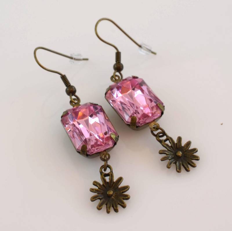 Rosa Strass Ohrringe, Rosa Kristall Glas Vintage-Stil-Ohrringe, Antike Bronze Rh 5 Rosa Strass Ohrringe, Rosa Kristall Glas Vintage-Stil-Ohrringe, Antike Bronze Rh 5 von MoonlightSprite