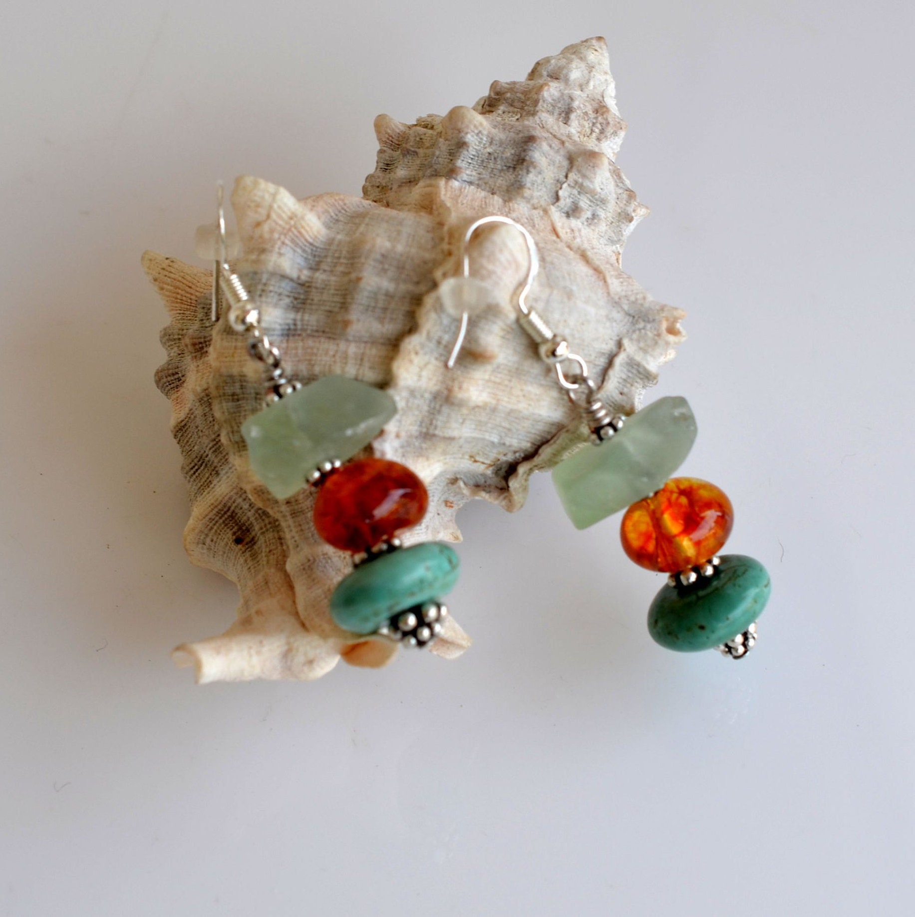 Türkis" Ohrringe, Raue Fluorit Edelstein Turmalin Quarz Halbedelstein Ooak 115 Türkis" Ohrringe, Raue Fluorit Edelstein Turmalin Quarz Halbedelstein Ooak 115 von MoonlightSprite